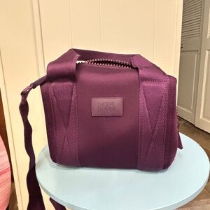 DAGNE DOVER - Landon Neoprene Carryall Bag - X-Small - Plum/Purple - EUC